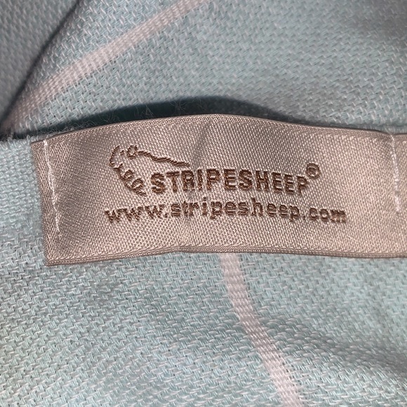 • Stripesheep Beach Towel/  Sheet With Tassels - Picture 3 of 5